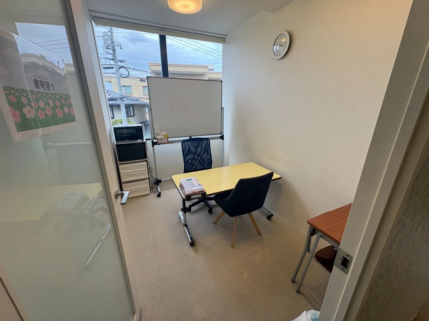 株式会社KOLOR